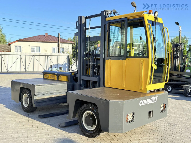 Combilift C5000FSL / DIESEL / DUPLEX - 4000MM / FREE-LIFT / CABIN / A wide range of four-way and side loaders, tailored to diverse needs a - شاحنة بلودر جانبي: صورة 4 Combilift C5000FSL / DIESEL / DUPLEX - 4000MM / FREE-LIFT / CABIN / A wide range of four-way and side loaders, tailored to diverse needs a - شاحنة بلودر جانبي: صورة 4