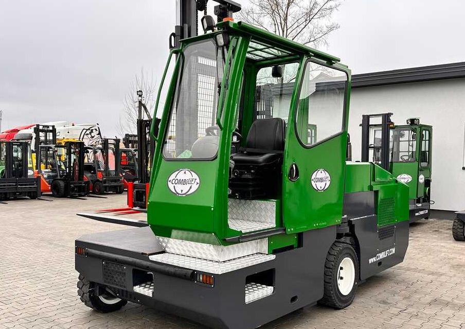 تأجير  Combilift C5000SL / DIESEL / 4500MM / DUPLEX / CABIN / PLATFORMS / LIKE NEW Combilift C5000SL / DIESEL / 4500MM / DUPLEX / CABIN / PLATFORMS / LIKE NEW: صورة 8
