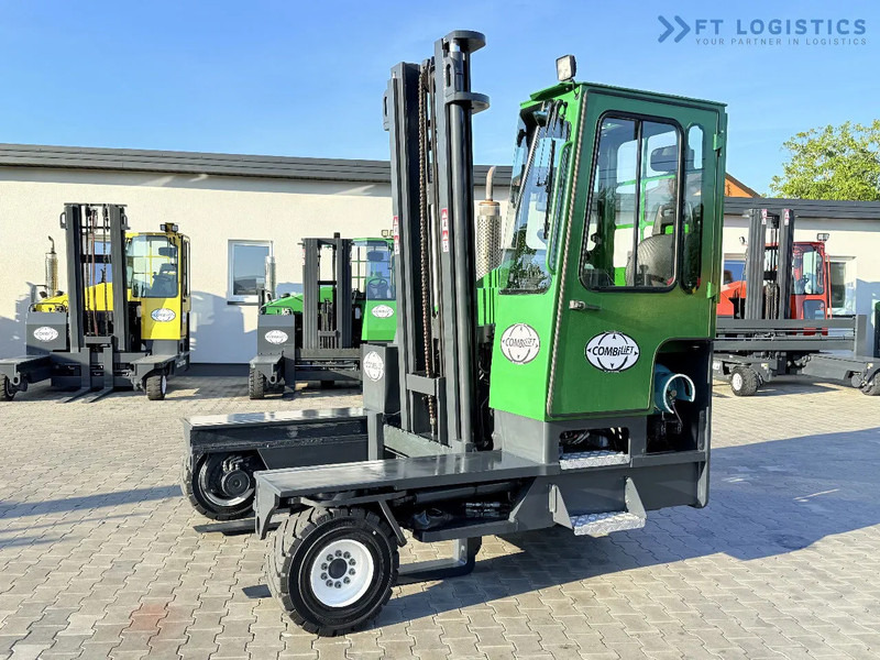 Combilift C5000XL / GAS / DUPLEX 4000 / POSITIONER / FULL CABIN / LIKE NEW C5000XL / GAS / DUPLEX 4000 / POSITIONER / FULL CABIN / LIKE NE - رافعة شوكية للوصول للأماكن الضيقة ب4 اتجاهات: صورة 1 Combilift C5000XL / GAS / DUPLEX 4000 / POSITIONER / FULL CABIN / LIKE NEW C5000XL / GAS / DUPLEX 4000 / POSITIONER / FULL CABIN / LIKE NE - رافعة شوكية للوصول للأماكن الضيقة ب4 اتجاهات: صورة 1