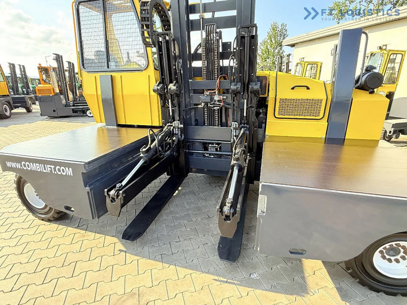 Combilift C6000SR / DUPLEX / 4200MM / LOAD CLAMP ON FORKS / FREE LIFT / DIESEL / POSITIONER / NEW TIRES / LIKE NEW / Wide range of four-wa - رافعة شوكية للوصول للأماكن الضيقة ب4 اتجاهات: صورة 4 Combilift C6000SR / DUPLEX / 4200MM / LOAD CLAMP ON FORKS / FREE LIFT / DIESEL / POSITIONER / NEW TIRES / LIKE NEW / Wide range of four-wa - رافعة شوكية للوصول للأماكن الضيقة ب4 اتجاهات: صورة 4