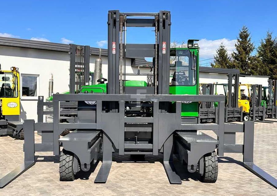 Combilift C8000 / DIESEL / 4600MM / DUPLEX / POSITIONER 5000MM / KUBOTA / EXCELLENT CONDITION - رافعة شوكية للوصول للأماكن الضيقة ب4 اتجاهات: صورة 4 Combilift C8000 / DIESEL / 4600MM / DUPLEX / POSITIONER 5000MM / KUBOTA / EXCELLENT CONDITION - رافعة شوكية للوصول للأماكن الضيقة ب4 اتجاهات: صورة 4