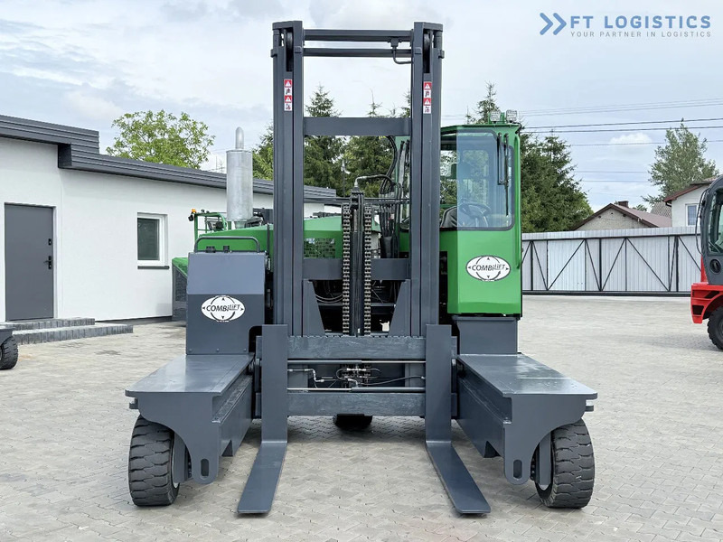 Combilift C8000 / GAS / DUPLEX – 4700MM / FORK POSITIONER / FREE LIFT / FULL HEATED CABIN / ONLY 5141 HOURS / CONDITION – LIKE NEW! C8000 - رافعة شوكية للوصول للأماكن الضيقة ب4 اتجاهات: صورة 4 Combilift C8000 / GAS / DUPLEX – 4700MM / FORK POSITIONER / FREE LIFT / FULL HEATED CABIN / ONLY 5141 HOURS / CONDITION – LIKE NEW! C8000 - رافعة شوكية للوصول للأماكن الضيقة ب4 اتجاهات: صورة 4