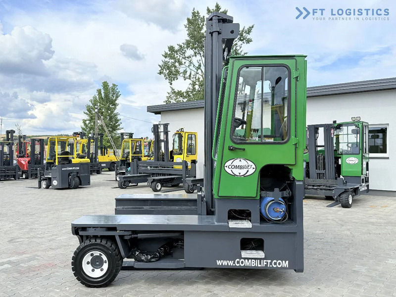 Combilift C8000 / GAS / DUPLEX – 4700MM / FORK POSITIONER / FREE LIFT / FULL HEATED CABIN / ONLY 5141 HOURS / CONDITION – LIKE NEW! C8000 - رافعة شوكية للوصول للأماكن الضيقة ب4 اتجاهات: صورة 2 Combilift C8000 / GAS / DUPLEX – 4700MM / FORK POSITIONER / FREE LIFT / FULL HEATED CABIN / ONLY 5141 HOURS / CONDITION – LIKE NEW! C8000 - رافعة شوكية للوصول للأماكن الضيقة ب4 اتجاهات: صورة 2