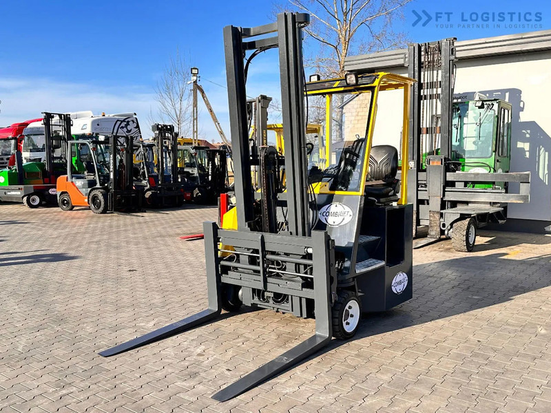 Combilift CB3000 / LPG / DUPLEX / 4000MM / FREE LIFT / NEW TIRES / LIKE NEW CB3000 / LPG / DUPLEX / 4000MM / FREE LIFT / NEW TIRES / LIKE - رافعة شوكية للوصول للأماكن الضيقة ب4 اتجاهات: صورة 2 Combilift CB3000 / LPG / DUPLEX / 4000MM / FREE LIFT / NEW TIRES / LIKE NEW CB3000 / LPG / DUPLEX / 4000MM / FREE LIFT / NEW TIRES / LIKE - رافعة شوكية للوصول للأماكن الضيقة ب4 اتجاهات: صورة 2