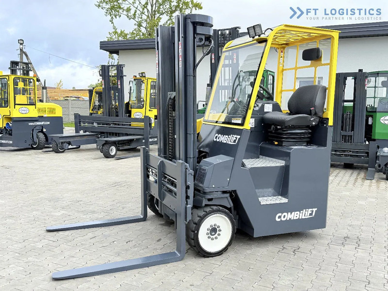 Combilift CB4000 / GAS / TRIPLEX 5200MM / FREE LIFT / FORK POSITIONER / SIDE SHIFT / EXCELLENT CONDITION / Wide range of four-way and side - رافعة شوكية للوصول للأماكن الضيقة ب4 اتجاهات: صورة 3 Combilift CB4000 / GAS / TRIPLEX 5200MM / FREE LIFT / FORK POSITIONER / SIDE SHIFT / EXCELLENT CONDITION / Wide range of four-way and side - رافعة شوكية للوصول للأماكن الضيقة ب4 اتجاهات: صورة 3