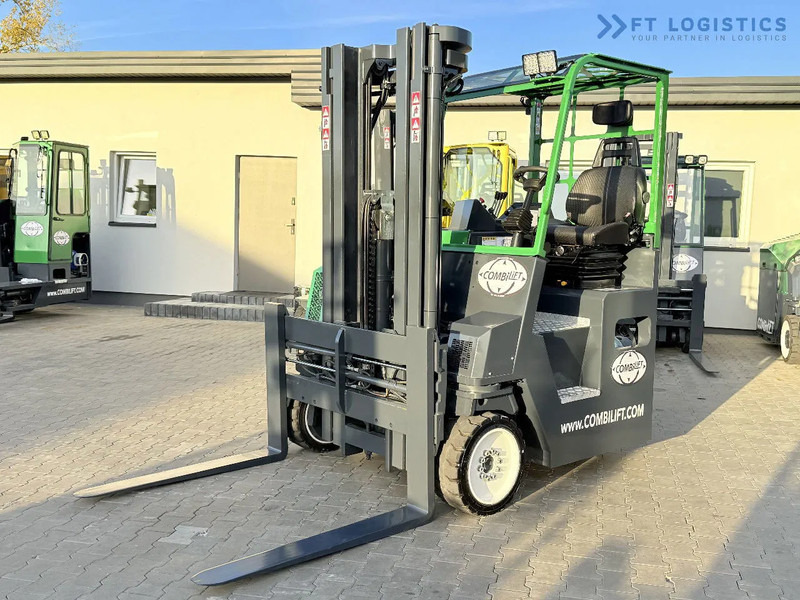 Combilift CB4000 / GAS / TRIPLEX 5200MM / FREE LIFT / FORK POSITIONER / SIDE SHIFT / EXCELLENT CONDITION / Wide range of four-way and side - رافعة شوكية للوصول للأماكن الضيقة ب4 اتجاهات: صورة 3 Combilift CB4000 / GAS / TRIPLEX 5200MM / FREE LIFT / FORK POSITIONER / SIDE SHIFT / EXCELLENT CONDITION / Wide range of four-way and side - رافعة شوكية للوصول للأماكن الضيقة ب4 اتجاهات: صورة 3
