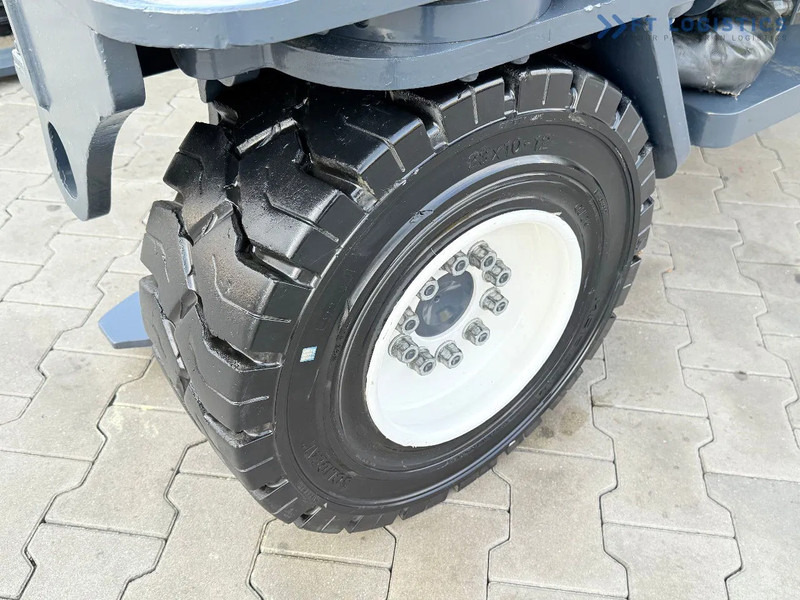 Combilift COMBILIFT C3000XL LARGE CABIN – DUPLEX 3200mm – Year 2015 – LPG – FREE LIFT – SIDESHIFT – CONDITION 5/5 COMBILIFT C3000XL LARGE - رافعة شوكية للوصول للأماكن الضيقة ب4 اتجاهات: صورة 3 Combilift COMBILIFT C3000XL LARGE CABIN – DUPLEX 3200mm – Year 2015 – LPG – FREE LIFT – SIDESHIFT – CONDITION 5/5 COMBILIFT C3000XL LARGE - رافعة شوكية للوصول للأماكن الضيقة ب4 اتجاهات: صورة 3