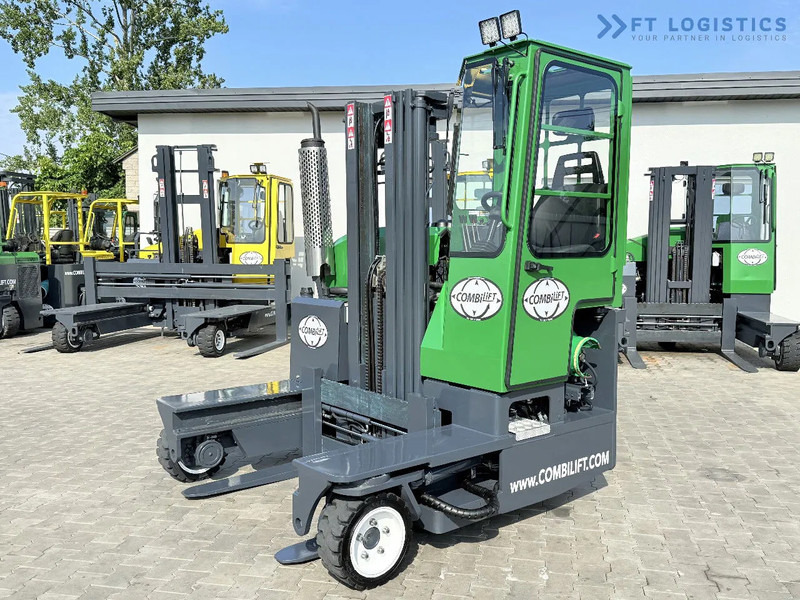 Combilift Combilift C2500 / GAS / TRIPLEX 4900MM / FREE LIFT / ONLY 2446 HOURS / FORK POSITIONER / FULL CABIN / PERFECT CONDITION / Wide r - رافعة شوكية للوصول للأماكن الضيقة ب4 اتجاهات: صورة 2 Combilift Combilift C2500 / GAS / TRIPLEX 4900MM / FREE LIFT / ONLY 2446 HOURS / FORK POSITIONER / FULL CABIN / PERFECT CONDITION / Wide r - رافعة شوكية للوصول للأماكن الضيقة ب4 اتجاهات: صورة 2