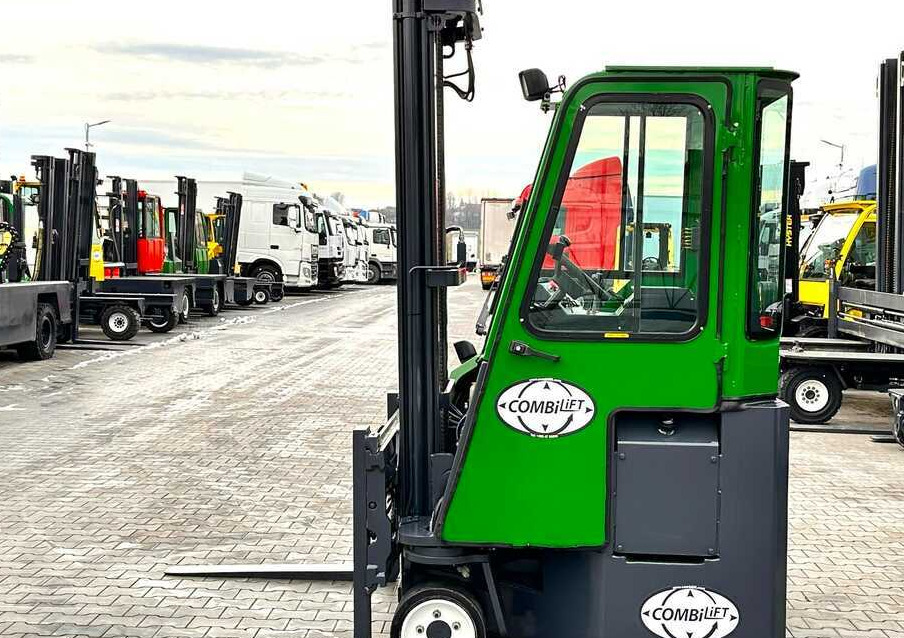 Combilift Combilift C3000CB - DUPLEX 4000mm - Year 2015 - / CABIN - HEATING / ONLY 6546 MTH / EXCELLENT CONDITION / LIKE NEW! - رافعة شوكية للوصول للأماكن الضيقة ب4 اتجاهات: صورة 3 Combilift Combilift C3000CB - DUPLEX 4000mm - Year 2015 - / CABIN - HEATING / ONLY 6546 MTH / EXCELLENT CONDITION / LIKE NEW! - رافعة شوكية للوصول للأماكن الضيقة ب4 اتجاهات: صورة 3