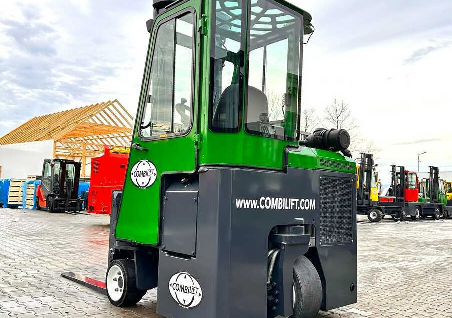 Combilift Combilift C3000CB - DUPLEX 4000mm - Year 2015 - / CABIN - HEATING / ONLY 6546 MTH / EXCELLENT CONDITION / LIKE NEW! - رافعة شوكية للوصول للأماكن الضيقة ب4 اتجاهات: صورة 5 Combilift Combilift C3000CB - DUPLEX 4000mm - Year 2015 - / CABIN - HEATING / ONLY 6546 MTH / EXCELLENT CONDITION / LIKE NEW! - رافعة شوكية للوصول للأماكن الضيقة ب4 اتجاهات: صورة 5