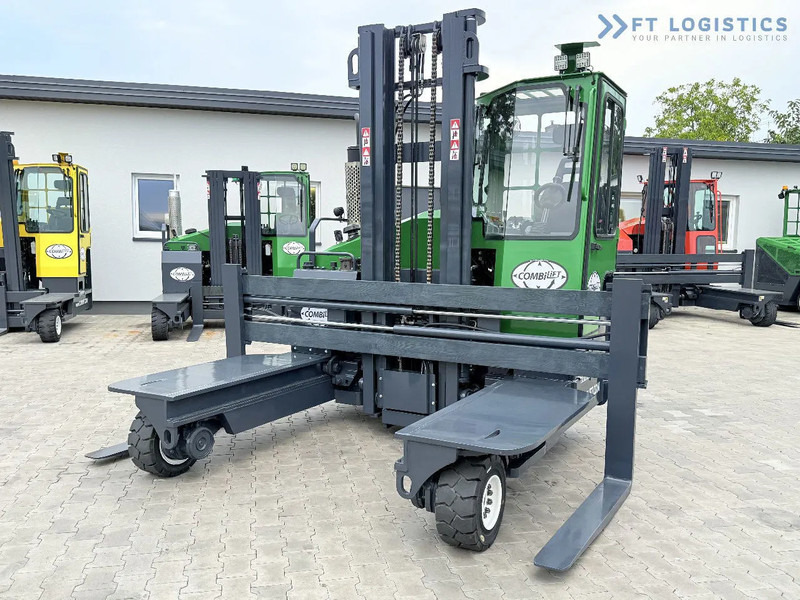 Combilift Combilift C4500 / DIESEL / DUPLEX 4000MM / WIDE FORK POSITIONER / HEATING / FULL CABIN / PERFECT CONDITION / Wide range of four- - رافعة شوكية للوصول للأماكن الضيقة ب4 اتجاهات: صورة 1 Combilift Combilift C4500 / DIESEL / DUPLEX 4000MM / WIDE FORK POSITIONER / HEATING / FULL CABIN / PERFECT CONDITION / Wide range of four- - رافعة شوكية للوصول للأماكن الضيقة ب4 اتجاهات: صورة 1
