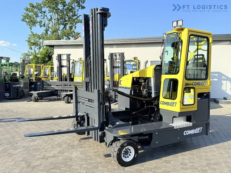 رافعة شوكية للوصول للأماكن الضيقة ب4 اتجاهات Combilift Combilift C5000 / DIESEL / TRIPLEX 6000MM / FREE LIFT / FORK POSITIONER / BUILT-IN SCALE / HEATING / FULL CABIN / PERFECT CONDIT: صورة 20 رافعة شوكية للوصول للأماكن الضيقة ب4 اتجاهات Combilift Combilift C5000 / DIESEL / TRIPLEX 6000MM / FREE LIFT / FORK POSITIONER / BUILT-IN SCALE / HEATING / FULL CABIN / PERFECT CONDIT: صورة 20