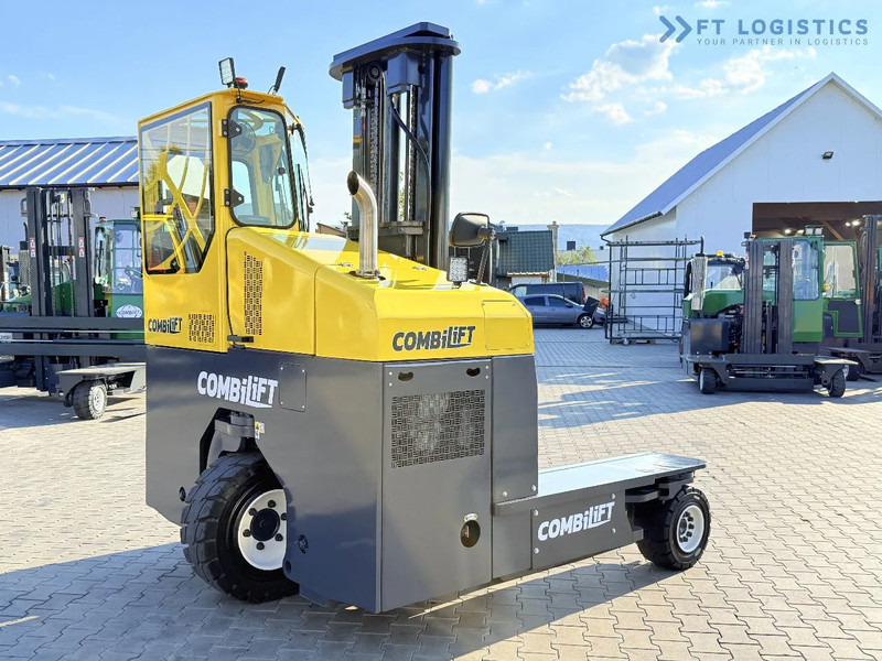رافعة شوكية للوصول للأماكن الضيقة ب4 اتجاهات Combilift Combilift C5000 / DIESEL / TRIPLEX 6000MM / FREE LIFT / FORK POSITIONER / BUILT-IN SCALE / HEATING / FULL CABIN / PERFECT CONDIT: صورة 11 رافعة شوكية للوصول للأماكن الضيقة ب4 اتجاهات Combilift Combilift C5000 / DIESEL / TRIPLEX 6000MM / FREE LIFT / FORK POSITIONER / BUILT-IN SCALE / HEATING / FULL CABIN / PERFECT CONDIT: صورة 11