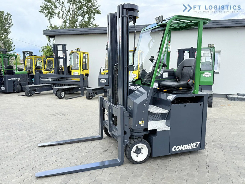 Combilift Combilift CBE2500 / TRIPLEX / 5500MM / FREE LIFT / ELECTRIC DRIVE / ONLY 2300 MTH / FORK POSITIONER / SIDE SHIFT / NEW TYRES / L - رافعة شوكية للوصول للأماكن الضيقة ب4 اتجاهات: صورة 2 Combilift Combilift CBE2500 / TRIPLEX / 5500MM / FREE LIFT / ELECTRIC DRIVE / ONLY 2300 MTH / FORK POSITIONER / SIDE SHIFT / NEW TYRES / L - رافعة شوكية للوصول للأماكن الضيقة ب4 اتجاهات: صورة 2