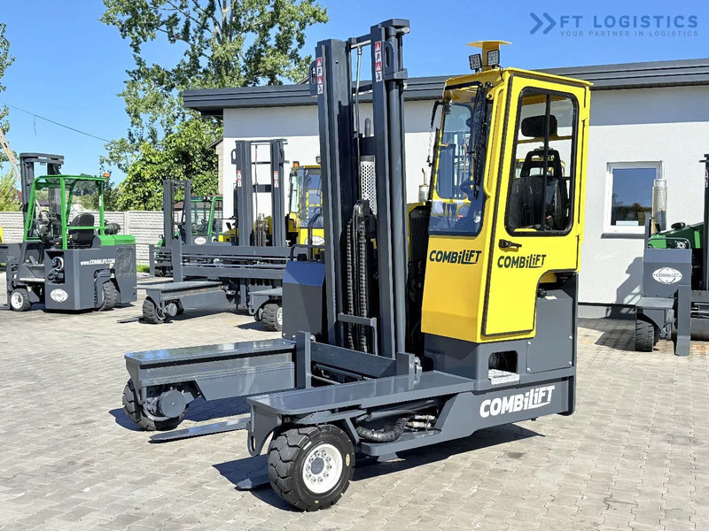 Combilift Combilift FOUR-WAY MULTIDIRECTIONAL FORKLIFT C4000 / DIESEL / DUPLEX 4100MM / ONLY 2888 HOURS / FORK POSITIONER / FULL CABIN – H - رافعة شوكية للوصول للأماكن الضيقة ب4 اتجاهات: صورة 2 Combilift Combilift FOUR-WAY MULTIDIRECTIONAL FORKLIFT C4000 / DIESEL / DUPLEX 4100MM / ONLY 2888 HOURS / FORK POSITIONER / FULL CABIN – H - رافعة شوكية للوصول للأماكن الضيقة ب4 اتجاهات: صورة 2