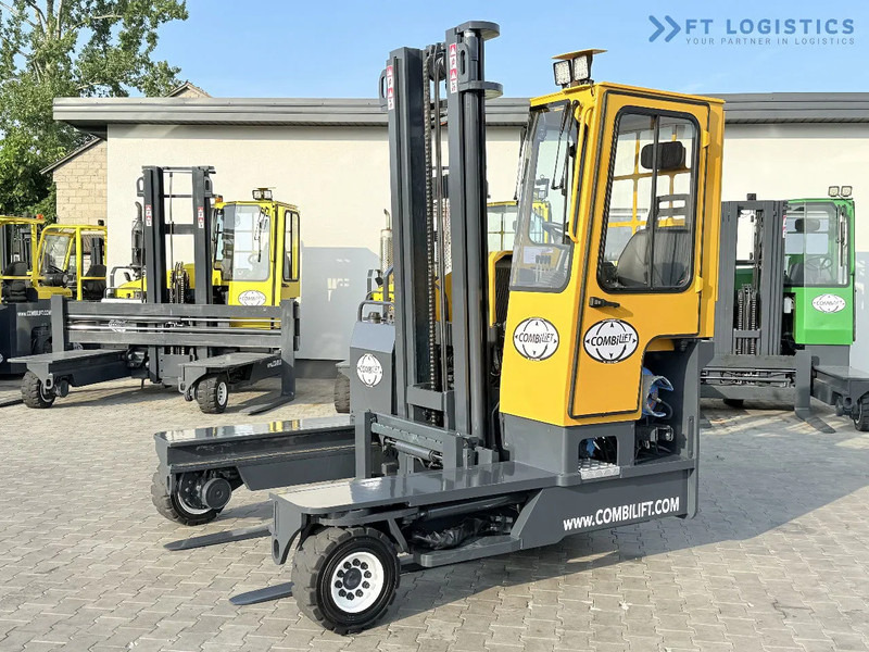 Combilift Combilift FOUR-WAY MULTIDIRECTIONAL FORKLIFT C4000 / GAS / DUPLEX 4500MM / ONLY 6604 HOURS / SIDE SHIFT / FULL CABIN / PERFECT C - رافعة شوكية للوصول للأماكن الضيقة ب4 اتجاهات: صورة 2 Combilift Combilift FOUR-WAY MULTIDIRECTIONAL FORKLIFT C4000 / GAS / DUPLEX 4500MM / ONLY 6604 HOURS / SIDE SHIFT / FULL CABIN / PERFECT C - رافعة شوكية للوصول للأماكن الضيقة ب4 اتجاهات: صورة 2