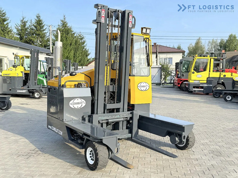 Combilift Combilift FOUR-WAY MULTIDIRECTIONAL FORKLIFT C4000 / GAS / DUPLEX 4500MM / ONLY 6604 HOURS / SIDE SHIFT / FULL CABIN / PERFECT C - رافعة شوكية للوصول للأماكن الضيقة ب4 اتجاهات: صورة 5 Combilift Combilift FOUR-WAY MULTIDIRECTIONAL FORKLIFT C4000 / GAS / DUPLEX 4500MM / ONLY 6604 HOURS / SIDE SHIFT / FULL CABIN / PERFECT C - رافعة شوكية للوصول للأماكن الضيقة ب4 اتجاهات: صورة 5