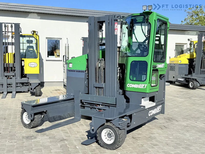 Combilift Combilift FOUR-WAY MULTIDIRECTIONAL FORKLIFT C4500 / DIESEL / TRIPLEX 4900MM / ONLY 4854 HOURS / FORK POSITIONER / FULL CABIN – - رافعة شوكية للوصول للأماكن الضيقة ب4 اتجاهات: صورة 1 Combilift Combilift FOUR-WAY MULTIDIRECTIONAL FORKLIFT C4500 / DIESEL / TRIPLEX 4900MM / ONLY 4854 HOURS / FORK POSITIONER / FULL CABIN – - رافعة شوكية للوصول للأماكن الضيقة ب4 اتجاهات: صورة 1