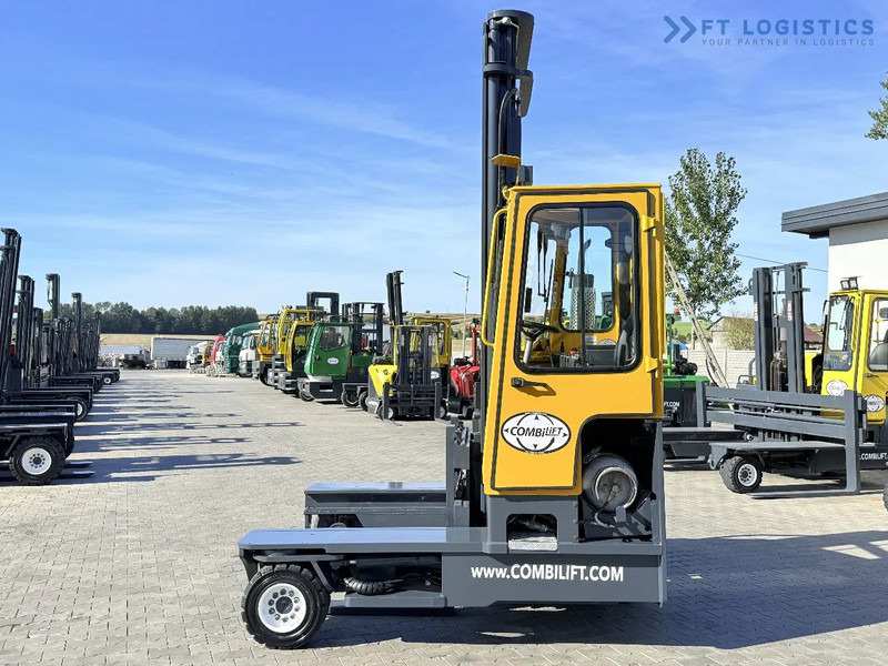 Combilift FOUR-WAY MULTIDIRECTIONAL FORKLIFT / C4000 / DUPLEX - 5500MM / FREE-LIFT / FORKS POSITIONER / LIKE-NEW FOUR-WAY MULTIDIRECTIONAL - رافعة شوكية للوصول للأماكن الضيقة ب4 اتجاهات: صورة 4 Combilift FOUR-WAY MULTIDIRECTIONAL FORKLIFT / C4000 / DUPLEX - 5500MM / FREE-LIFT / FORKS POSITIONER / LIKE-NEW FOUR-WAY MULTIDIRECTIONAL - رافعة شوكية للوصول للأماكن الضيقة ب4 اتجاهات: صورة 4