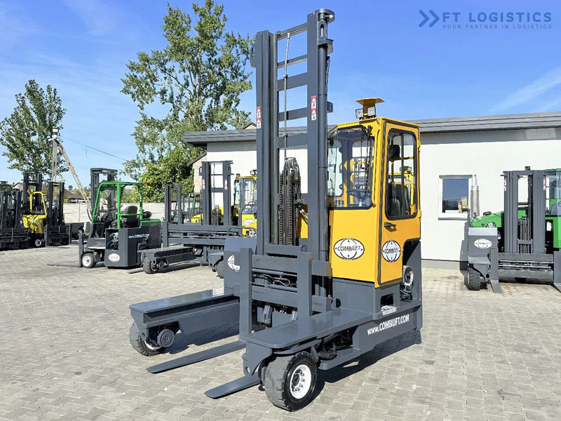 Combilift FOUR-WAY MULTIDIRECTIONAL FORKLIFT / C4000 / DUPLEX - 5500MM / FREE-LIFT / FORKS POSITIONER / LIKE-NEW FOUR-WAY MULTIDIRECTIONAL - رافعة شوكية للوصول للأماكن الضيقة ب4 اتجاهات: صورة 2 Combilift FOUR-WAY MULTIDIRECTIONAL FORKLIFT / C4000 / DUPLEX - 5500MM / FREE-LIFT / FORKS POSITIONER / LIKE-NEW FOUR-WAY MULTIDIRECTIONAL - رافعة شوكية للوصول للأماكن الضيقة ب4 اتجاهات: صورة 2
