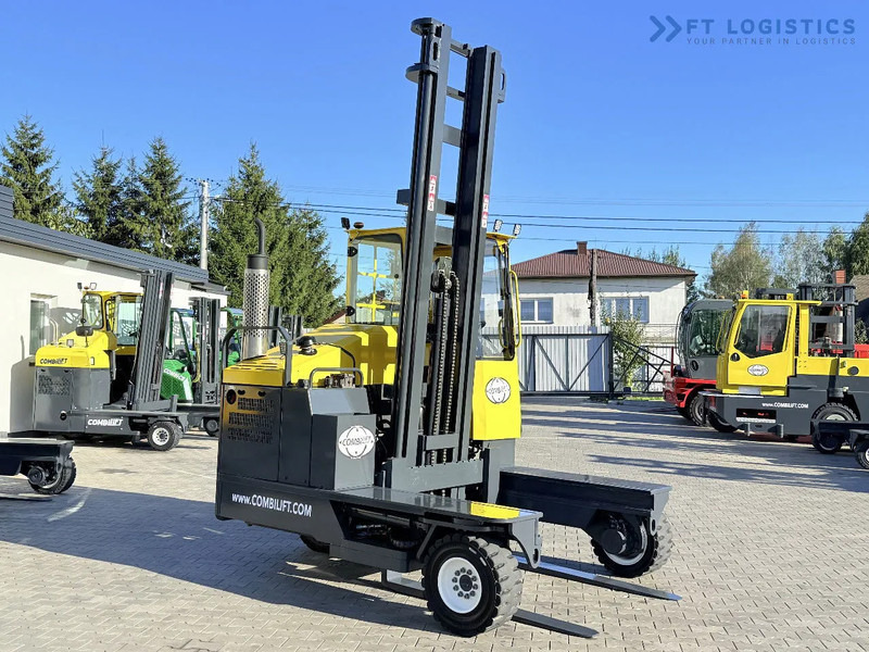 Combilift FOUR-WAY MULTIDIRECTIONAL FORKLIFT C5000 / GAS / TRIPLEX 6000MM / ONLY 4263 HOURS / FORK POSITIONER / EXCELLENT CONDITION / Wide - رافعة شوكية للوصول للأماكن الضيقة ب4 اتجاهات: صورة 5 Combilift FOUR-WAY MULTIDIRECTIONAL FORKLIFT C5000 / GAS / TRIPLEX 6000MM / ONLY 4263 HOURS / FORK POSITIONER / EXCELLENT CONDITION / Wide - رافعة شوكية للوصول للأماكن الضيقة ب4 اتجاهات: صورة 5