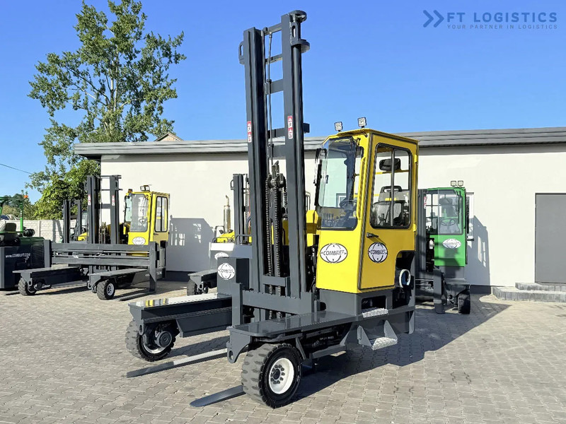 Combilift FOUR-WAY MULTIDIRECTIONAL FORKLIFT C5000 / GAS / TRIPLEX 6000MM / ONLY 4263 HOURS / FORK POSITIONER / EXCELLENT CONDITION / Wide - رافعة شوكية للوصول للأماكن الضيقة ب4 اتجاهات: صورة 1 Combilift FOUR-WAY MULTIDIRECTIONAL FORKLIFT C5000 / GAS / TRIPLEX 6000MM / ONLY 4263 HOURS / FORK POSITIONER / EXCELLENT CONDITION / Wide - رافعة شوكية للوصول للأماكن الضيقة ب4 اتجاهات: صورة 1