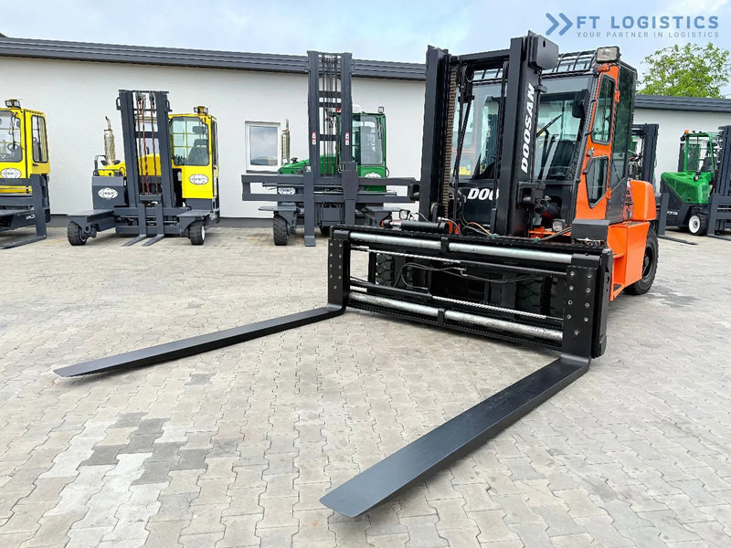 Doosan DOOSAN / DUPLEX 3000MM / SIDE SHIFT / FORK POSITIONER / 2500MM FORKS / 7000KG / CABIN / LIKE NEW DOOSAN / DUPLEX 3000MM / SIDE S - رافعة شوكية ديزل: صورة 3 Doosan DOOSAN / DUPLEX 3000MM / SIDE SHIFT / FORK POSITIONER / 2500MM FORKS / 7000KG / CABIN / LIKE NEW DOOSAN / DUPLEX 3000MM / SIDE S - رافعة شوكية ديزل: صورة 3