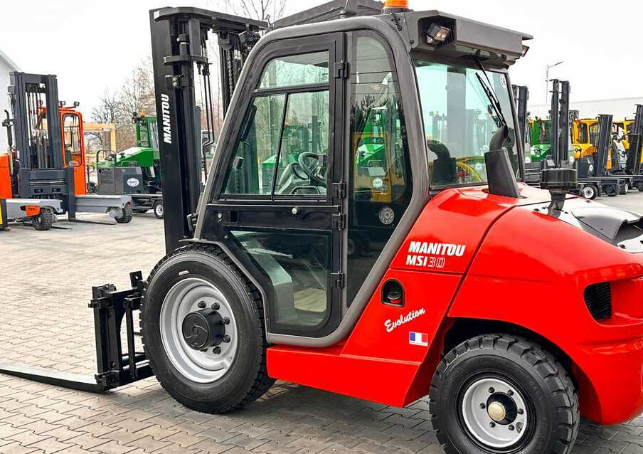 Manitou MSI30 / DIESEL / DUPLEX / 3400MM / CABIN / FORK POSITIONER / SIDE SHIFT / LIKE NEW - رافعة شوكية للأراضي الوعرة: صورة 4 Manitou MSI30 / DIESEL / DUPLEX / 3400MM / CABIN / FORK POSITIONER / SIDE SHIFT / LIKE NEW - رافعة شوكية للأراضي الوعرة: صورة 4