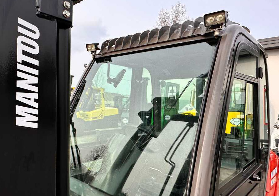 Manitou MSI30 / DIESEL / DUPLEX / 3400MM / CABIN / FORK POSITIONER / SIDE SHIFT / LIKE NEW - رافعة شوكية للأراضي الوعرة: صورة 2 Manitou MSI30 / DIESEL / DUPLEX / 3400MM / CABIN / FORK POSITIONER / SIDE SHIFT / LIKE NEW - رافعة شوكية للأراضي الوعرة: صورة 2