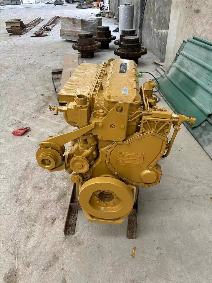 المحرك و قطع الغيار - حفّار CATERPILLAR 3116: صورة 6