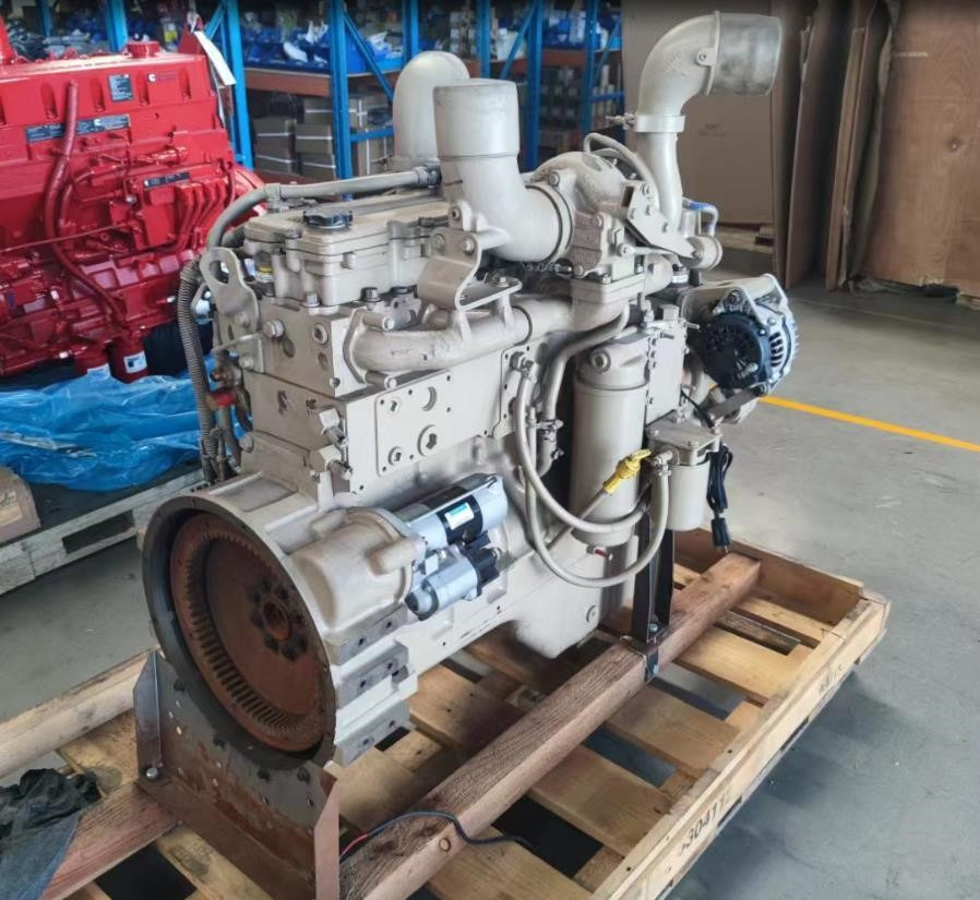 CUMMINS QSC8.3 - محرك - حفّار: صورة 2 CUMMINS QSC8.3 - محرك - حفّار: صورة 2