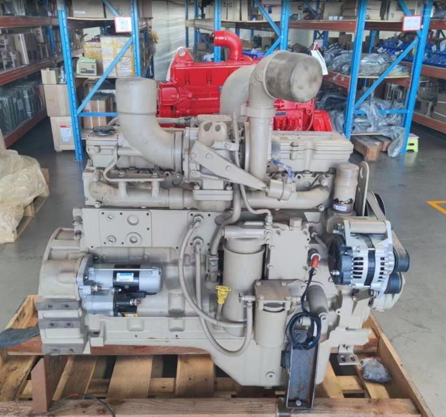 CUMMINS QSC8.3 - محرك - حفّار: صورة 2 CUMMINS QSC8.3 - محرك - حفّار: صورة 2