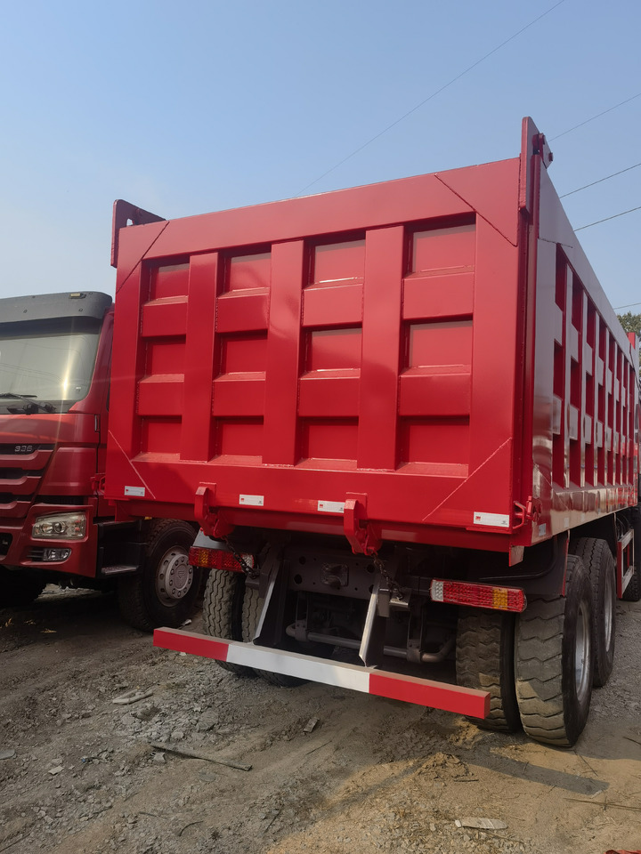 HOWO HOWO 6*4 371 dump truck - شاحنة قلاب: صورة 3 HOWO HOWO 6*4 371 dump truck - شاحنة قلاب: صورة 3