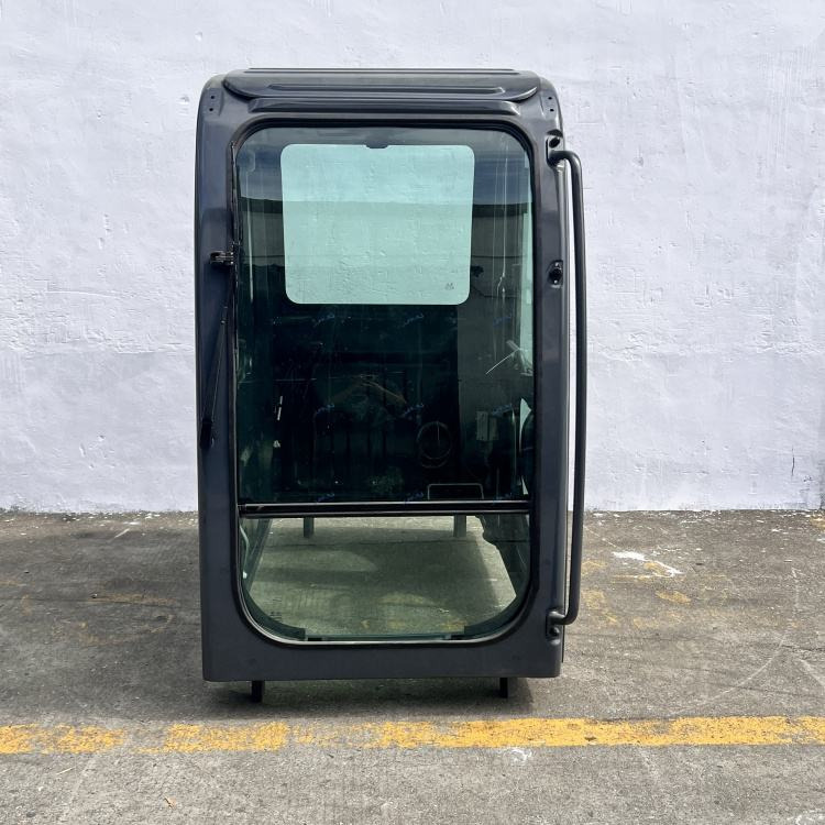 KOBELCO SK120-C8 SK200-C8 SK210-C8 SK250-C8 SK260-C8 SK350-C8 SK450-C8 - كابينة - حفّار: صورة 4 KOBELCO SK120-C8 SK200-C8 SK210-C8 SK250-C8 SK260-C8 SK350-C8 SK450-C8 - كابينة - حفّار: صورة 4