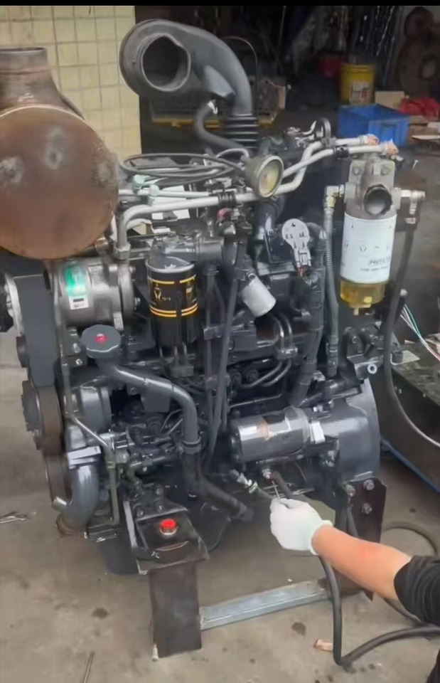 KOMATSU 4D95LE-6 - محرك - حفّار: صورة 5 KOMATSU 4D95LE-6 - محرك - حفّار: صورة 5