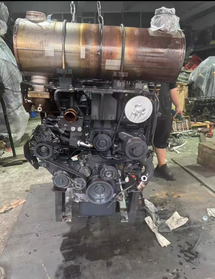 KOMATSU 4D95LE-6 - محرك - حفّار: صورة 4 KOMATSU 4D95LE-6 - محرك - حفّار: صورة 4