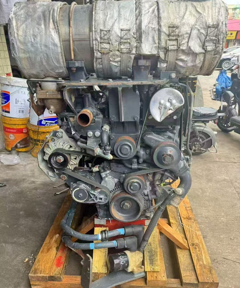 KOMATSU 4D95LE-6 - محرك - حفار صغير: صورة 2 KOMATSU 4D95LE-6 - محرك - حفار صغير: صورة 2