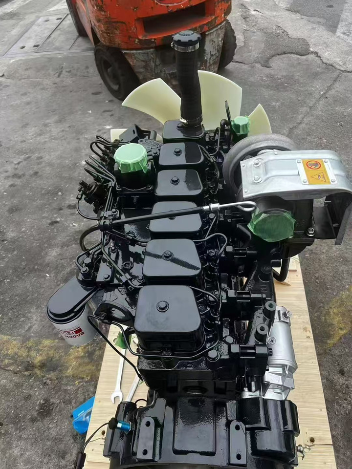 KOMATSU 6D102E - محرك - حفّار: صورة 2 KOMATSU 6D102E - محرك - حفّار: صورة 2