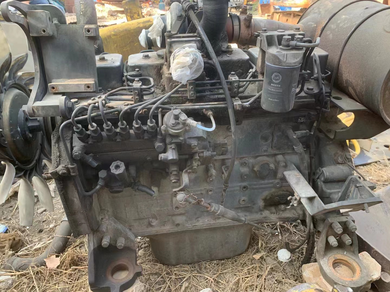 KOMATSU 6D102 - محرك - حفّار: صورة 4 KOMATSU 6D102 - محرك - حفّار: صورة 4