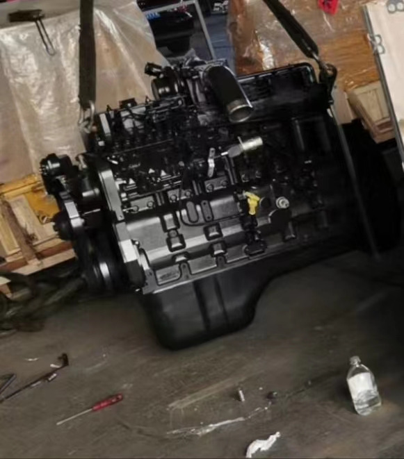 KOMATSU SAA6D114E - محرك - حفّار: صورة 1 KOMATSU SAA6D114E - محرك - حفّار: صورة 1