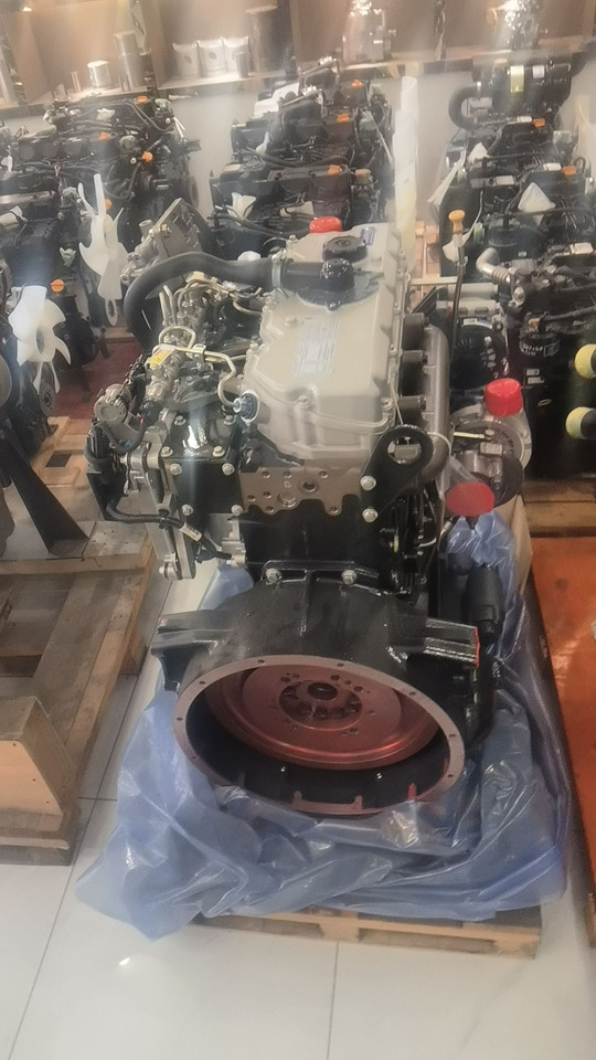 MITSUBISHI 4M40 - محرك - حفّار: صورة 2 MITSUBISHI 4M40 - محرك - حفّار: صورة 2