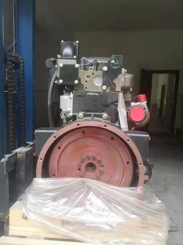 PERKINS 1104C-44T - محرك - حفّار: صورة 4 PERKINS 1104C-44T - محرك - حفّار: صورة 4