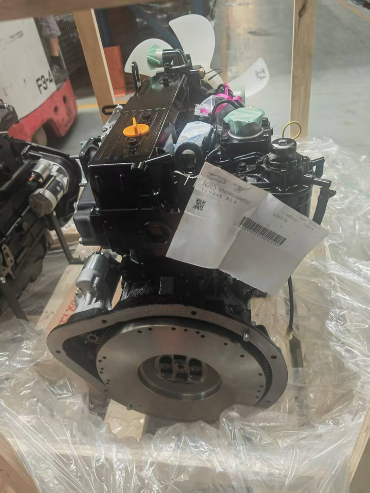 YANMAR 4TNE94 - محرك - رافعة شوكية: صورة 1 YANMAR 4TNE94 - محرك - رافعة شوكية: صورة 1