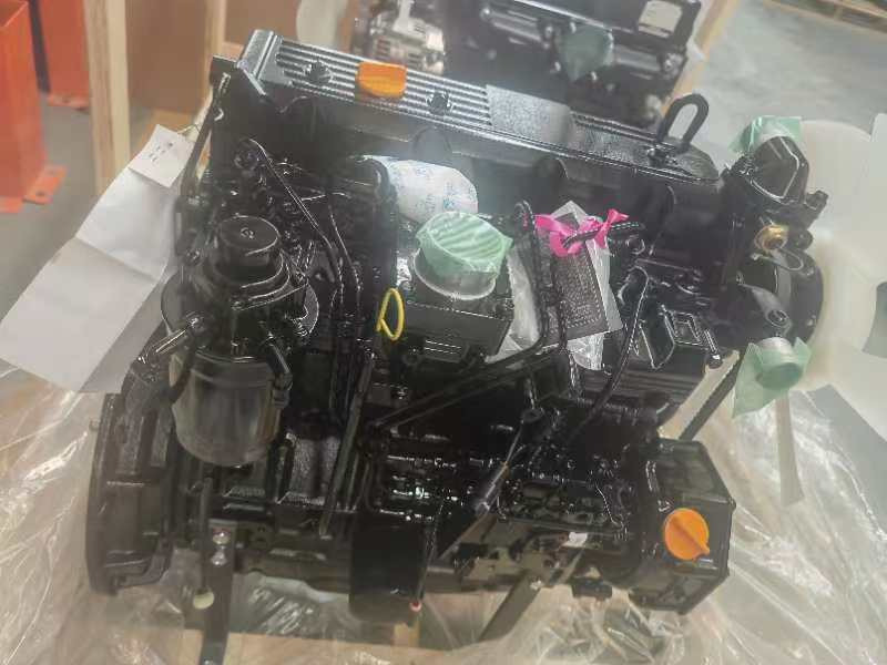 YANMAR 4TNE94 - محرك - رافعة شوكية: صورة 1 YANMAR 4TNE94 - محرك - رافعة شوكية: صورة 1