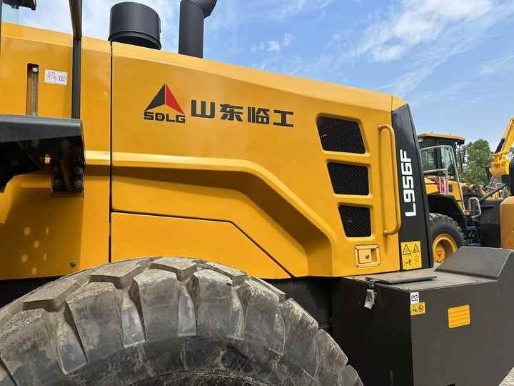 Affordable UsedSDLG 956F Front-End Loader - Low Hours, R-to-Ship Globally - اللودر بعجل: صورة 4 Affordable UsedSDLG 956F Front-End Loader - Low Hours, R-to-Ship Globally - اللودر بعجل: صورة 4
