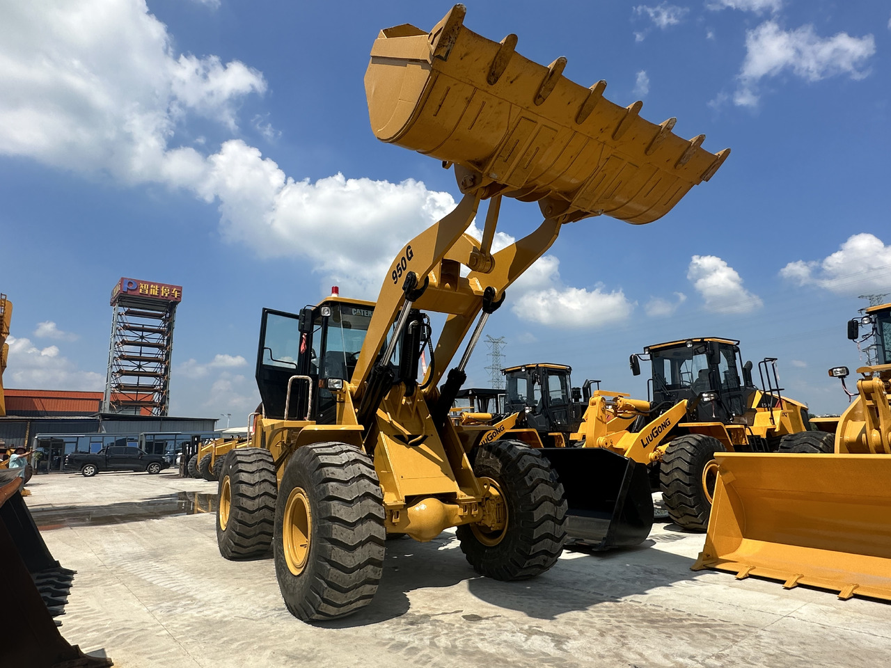 BACKHOE LOADER Used High Quality CAT 950G Wheel Loader on Hot Sale CAT in Stock for Sale - اللودر بعجل: صورة 2 BACKHOE LOADER Used High Quality CAT 950G Wheel Loader on Hot Sale CAT in Stock for Sale - اللودر بعجل: صورة 2