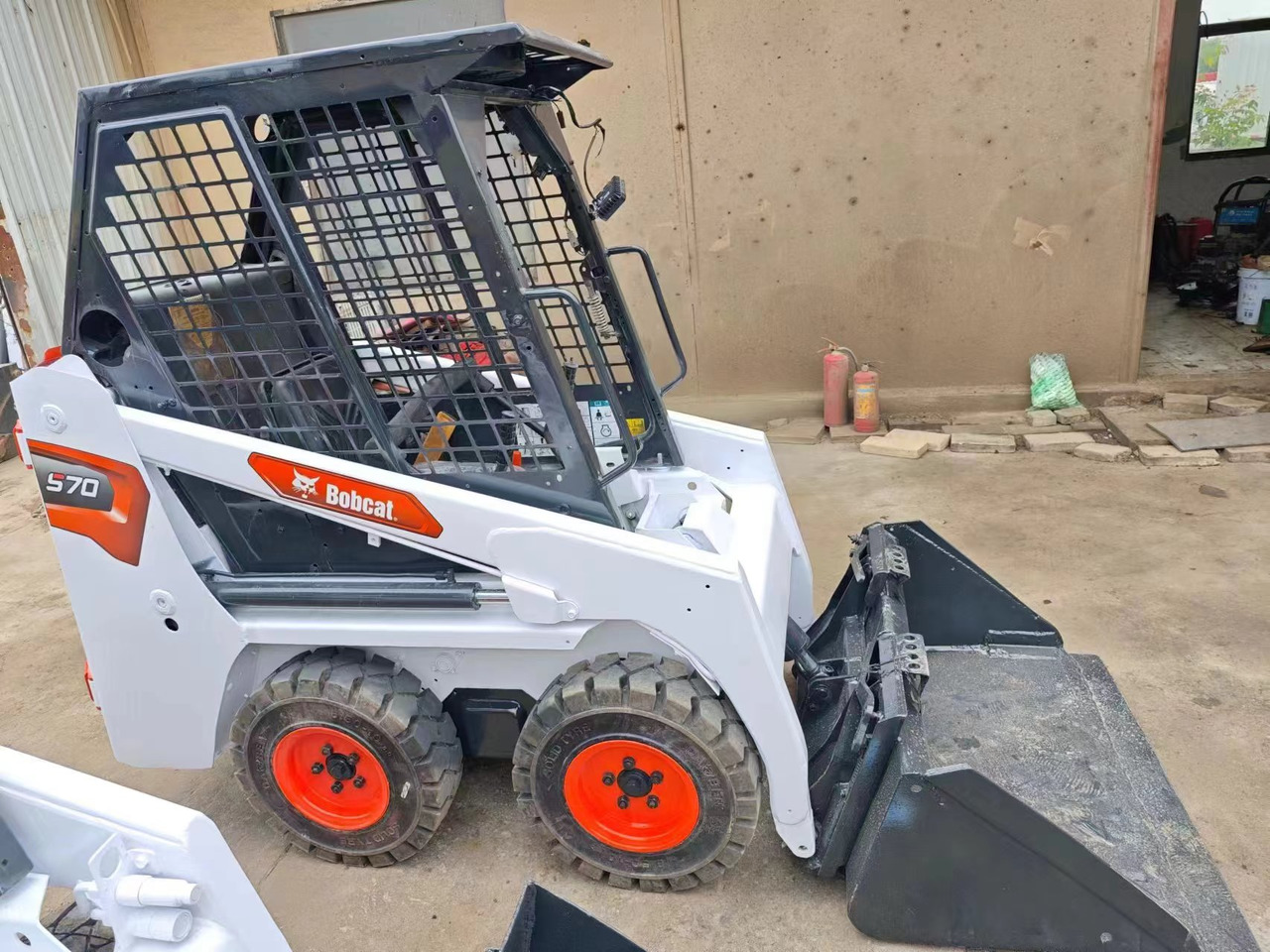 BOBCAT used bobcat s70 hotsale high quality - شيول صغير: صورة 2 BOBCAT used bobcat s70 hotsale high quality - شيول صغير: صورة 2