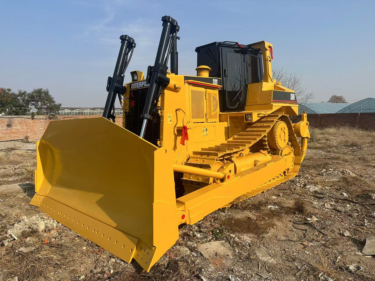 CATERPILLAR High Quality Hotsale CAT D8R - آلات الإنشاء: صورة 1 CATERPILLAR High Quality Hotsale CAT D8R - آلات الإنشاء: صورة 1