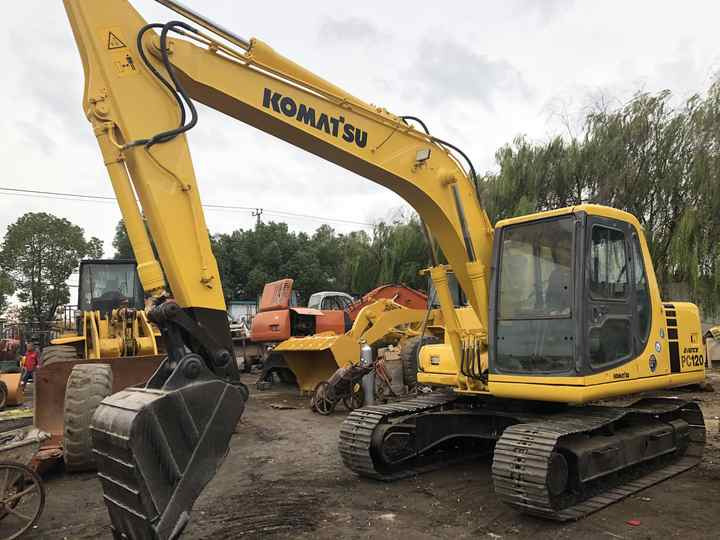Cheap Used Komatsu PC120-6 Crawler Excavator with High Efficiency Used Heavy Machinery Komatsu P120-6 Digger Cheap for Sale - حفار زاحف: صورة 2 Cheap Used Komatsu PC120-6 Crawler Excavator with High Efficiency Used Heavy Machinery Komatsu P120-6 Digger Cheap for Sale - حفار زاحف: صورة 2