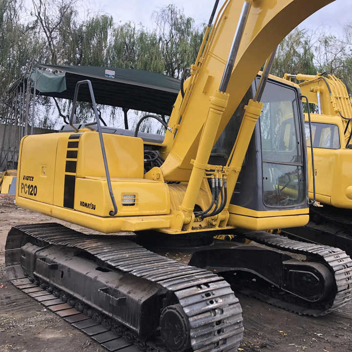 Cheap Used Komatsu PC120-6 Crawler Excavator with High Efficiency Used Heavy Machinery Komatsu P120-6 Digger Cheap for Sale - حفار زاحف: صورة 1 Cheap Used Komatsu PC120-6 Crawler Excavator with High Efficiency Used Heavy Machinery Komatsu P120-6 Digger Cheap for Sale - حفار زاحف: صورة 1